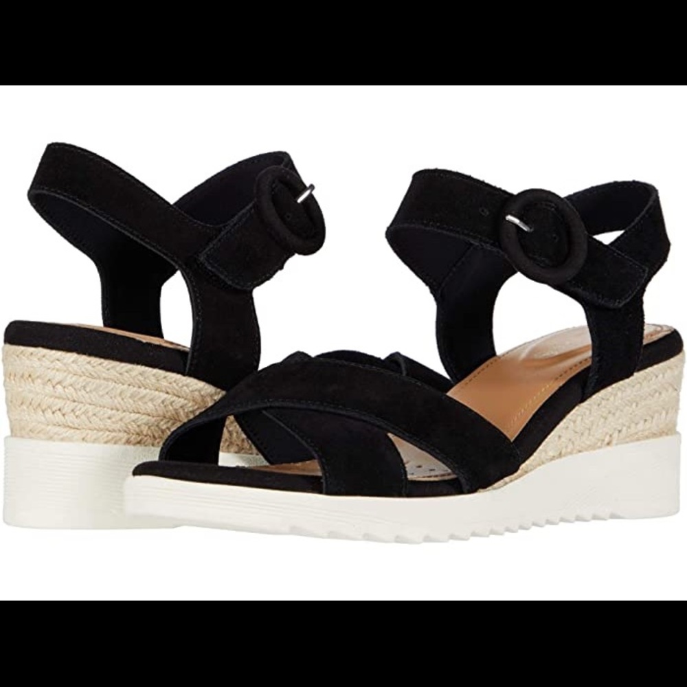 evolve “Zayne” platform ( NWT size 5.5)